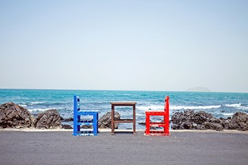 《江畔独步寻花》的全诗是哪位大诗人写的？