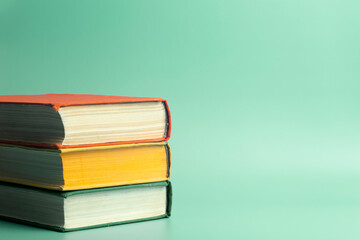 《江畔独步寻花》的全诗是哪位大诗人写的？